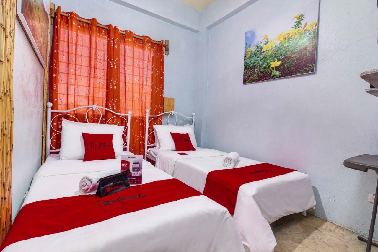 Reddoorz @ Zapatera Cebu Hotel Exterior photo